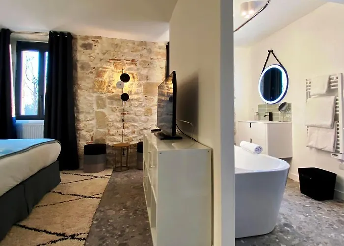 Domaine De Lejos - Portes D'albi Bed & Breakfast Lamillarié